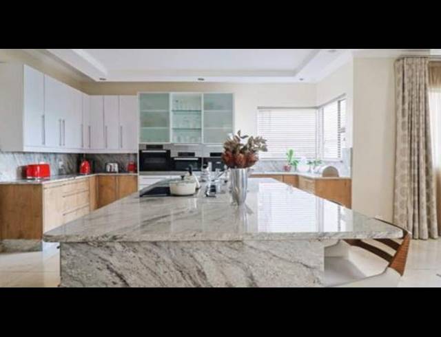 5 BEDROOM HOUSE FOR SALE IN MEYERSDAL ECO ESTATE